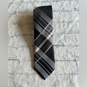 REACTION KENNETH COLE BLACK CHARCOAL CLASSIC MENS NECKTIE MULTI STRIPED COLORS